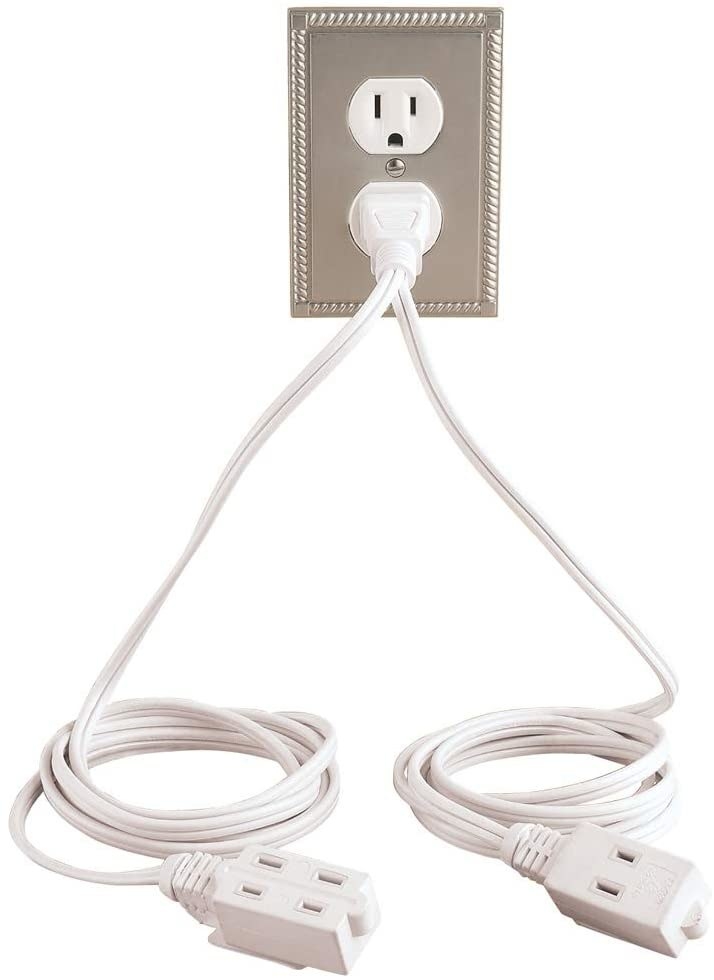 outlet with the split extension cord plugged into the wall