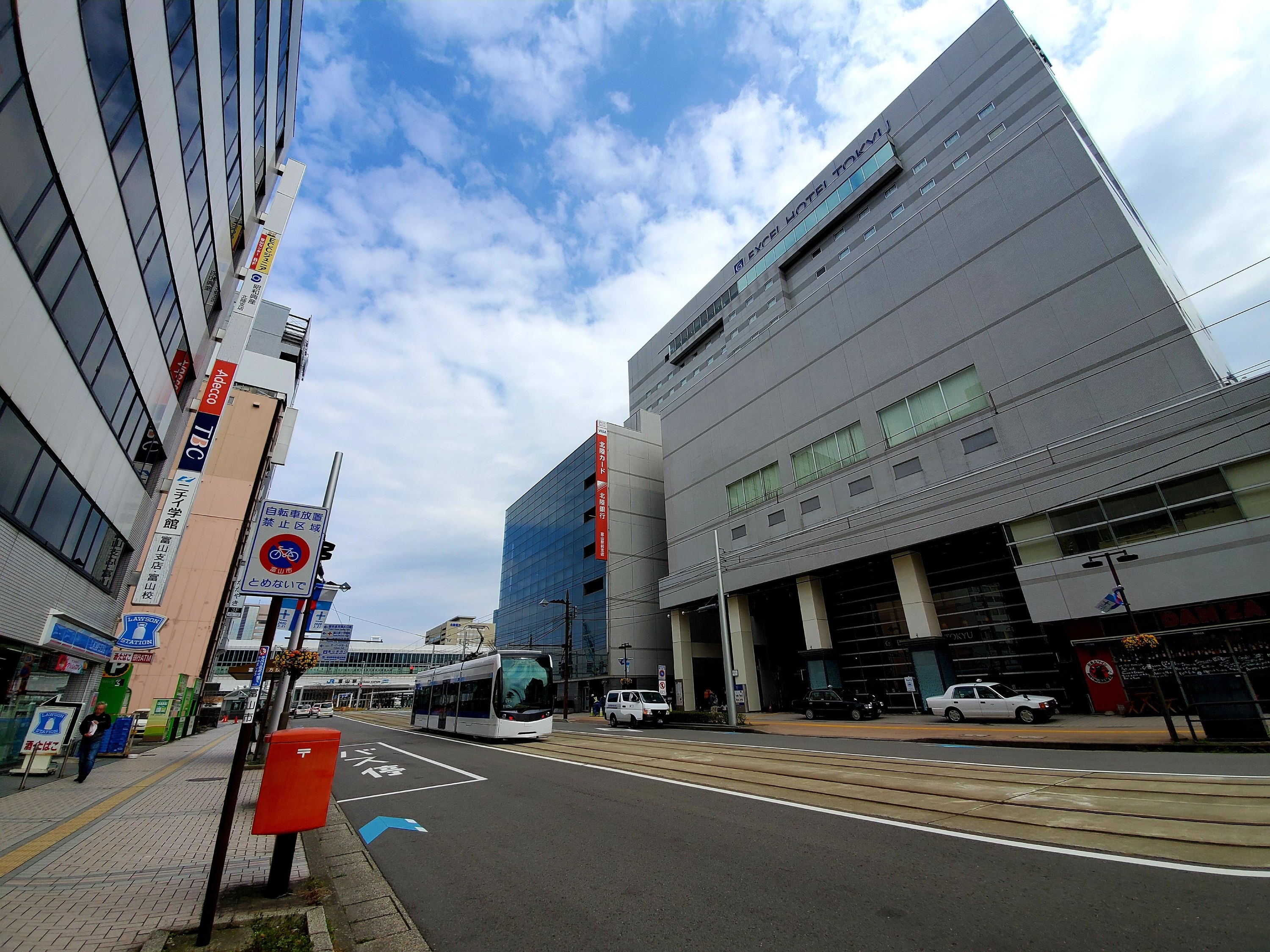 駅から徒歩圏内 富山市内のオススメ観光スポットを紹介します