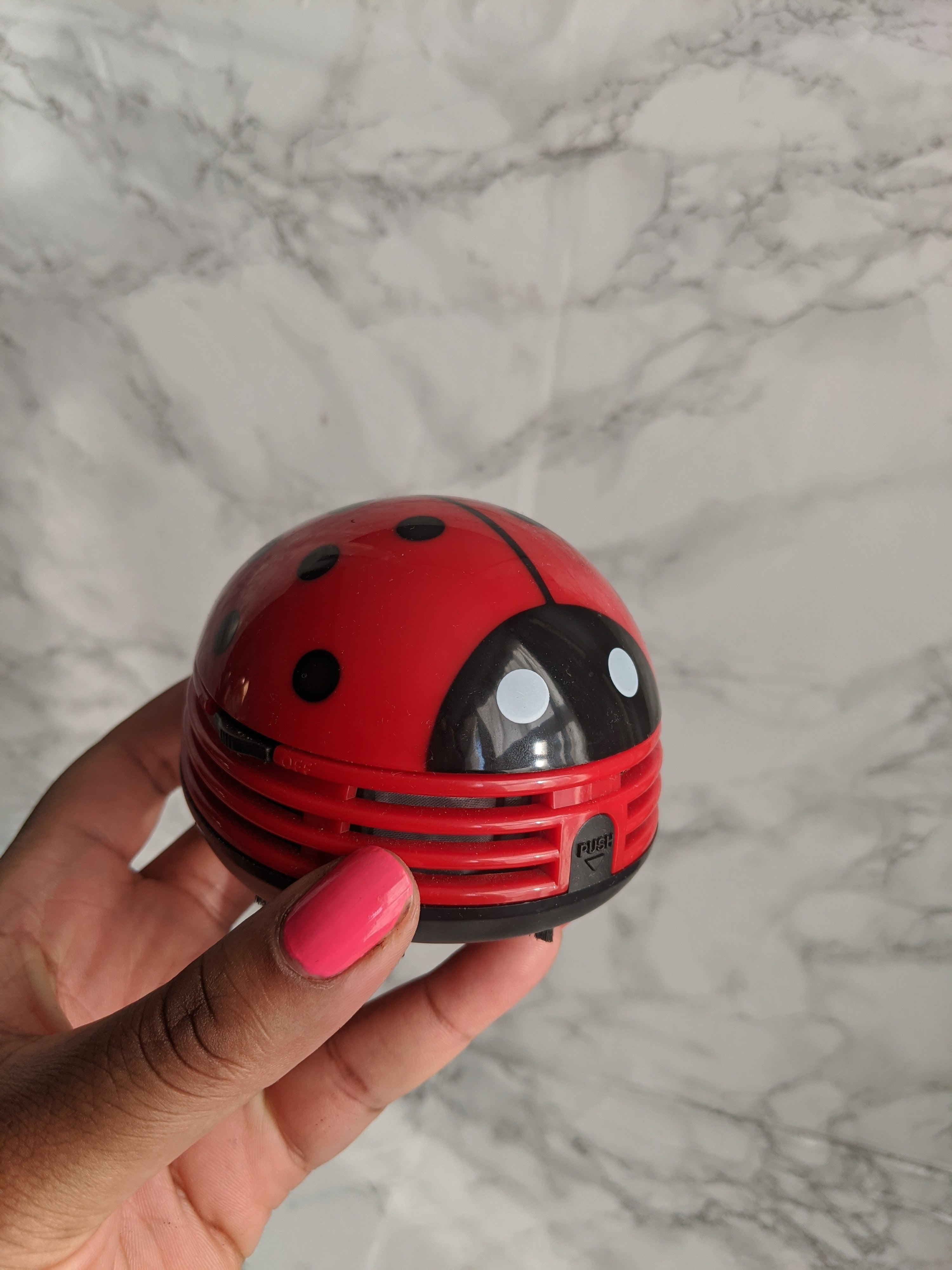 Brads Cut Plug (lady bug)