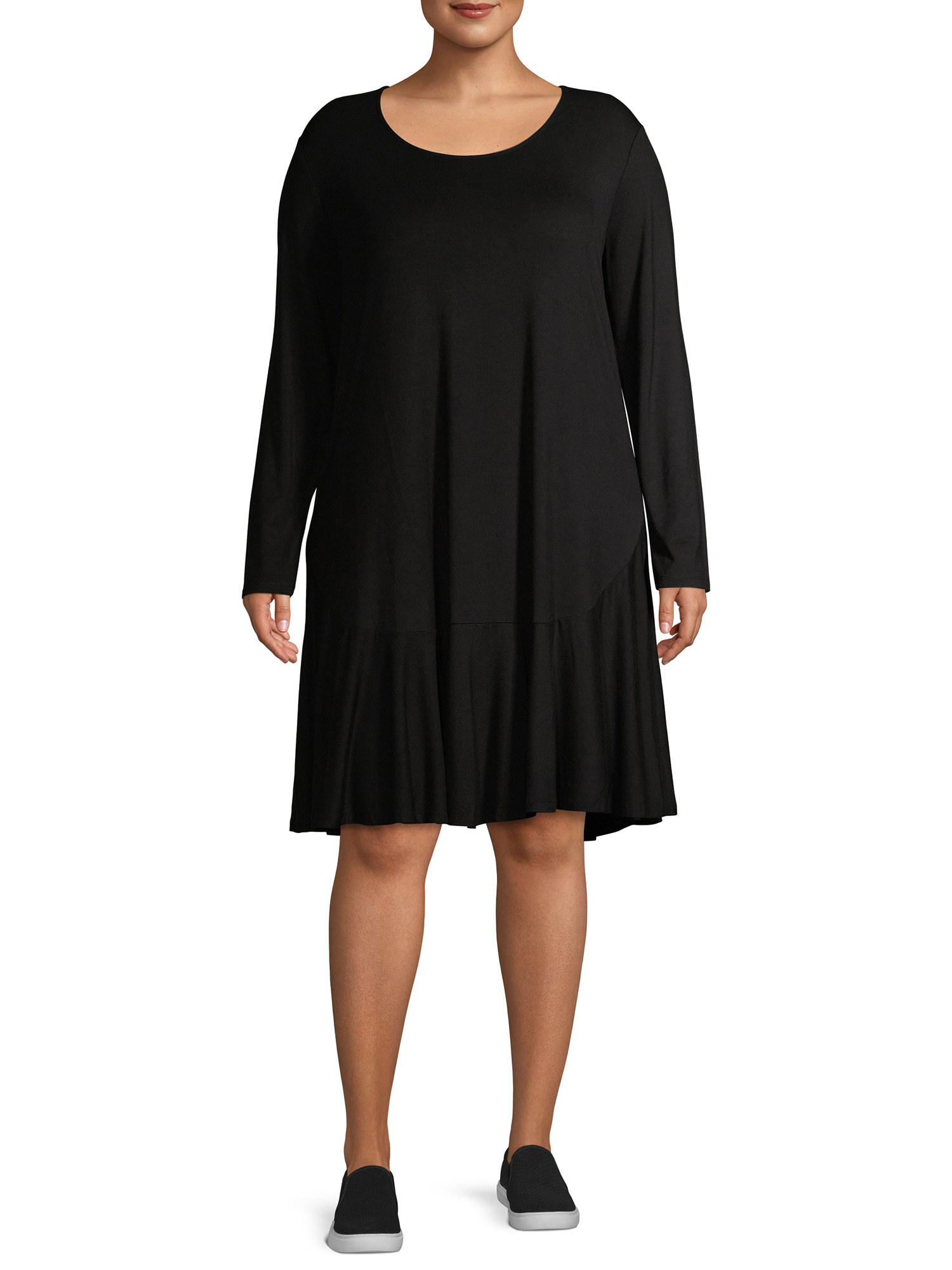 The knee-length, long-sleeve black dress