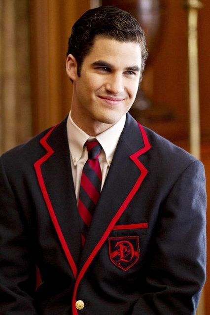 Blaine dressed in his Warblers&#x27; uniform