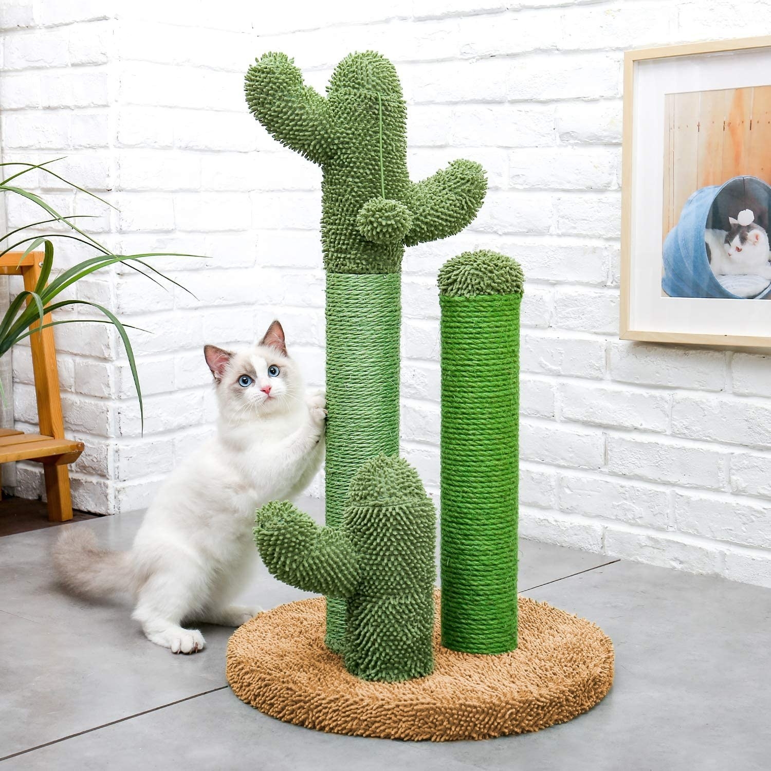 Cat scratching three-post cactus-shaped scratching pole 