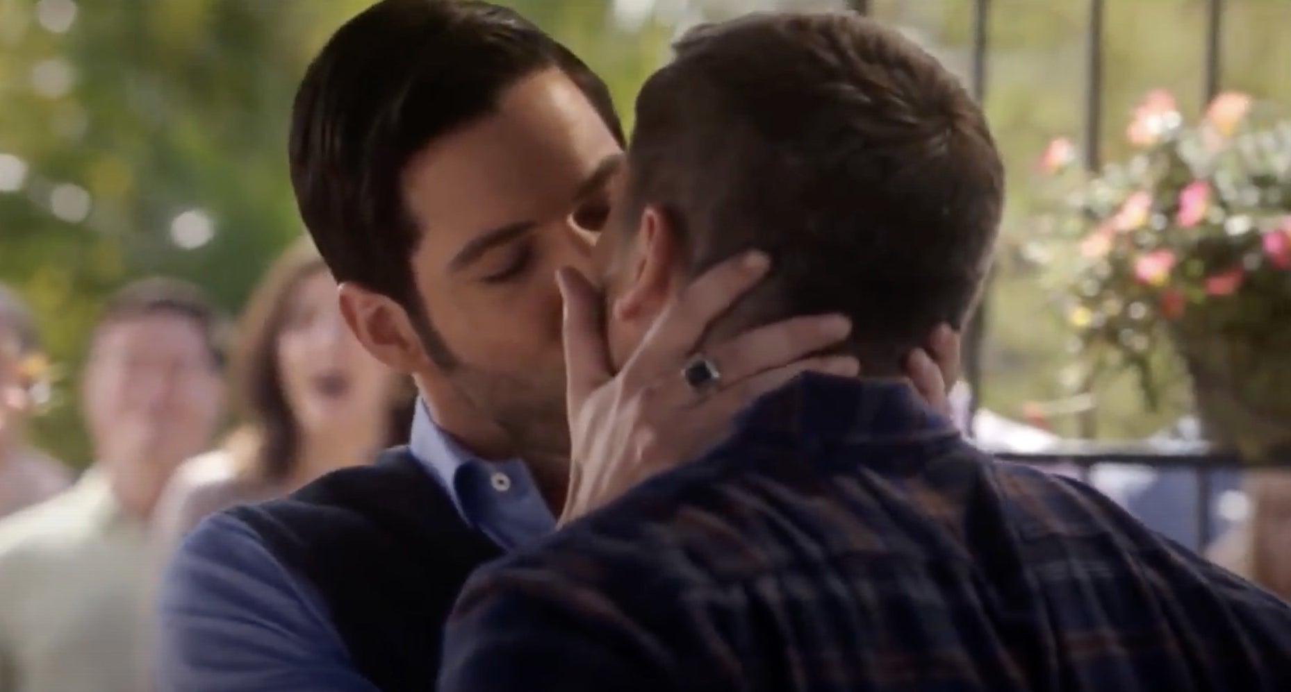 Lucifer grabbing Pierce&#x27;s face and kissing him 