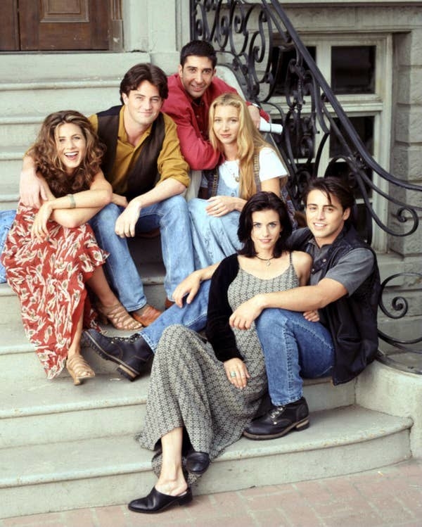 Rachel Green, Chandler Bing, Monica Geller, Joey Tribbiani, Phoebe Buffay, and Ross Geller from Friends