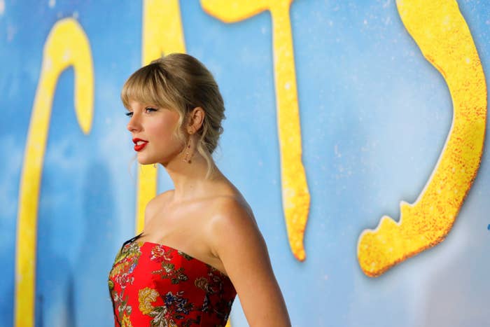 Taylor Swift at the Cats premiere.