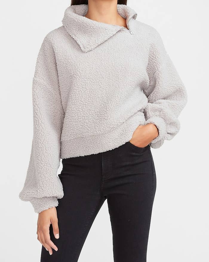the all-sherpa pullover in light gray