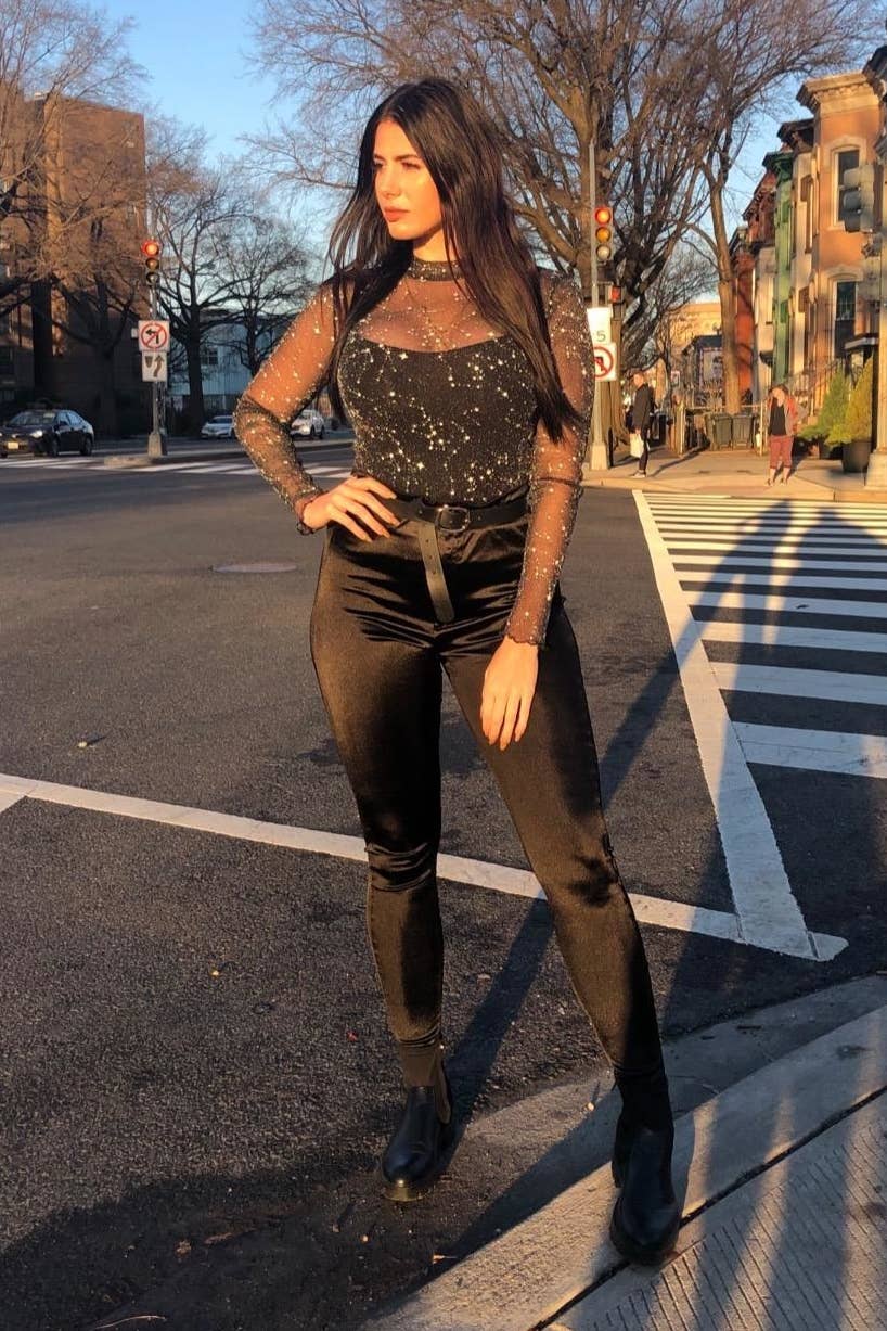 17 Cute Black Tops For Going Out That Will Pair Nicely With Everything –  topsfordays