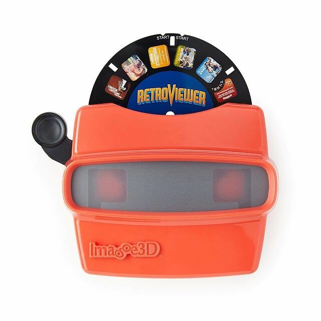 A retro viewfinder toy