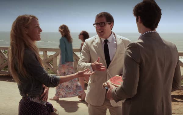 Serena talks to David O&#x27;Russell by the beach