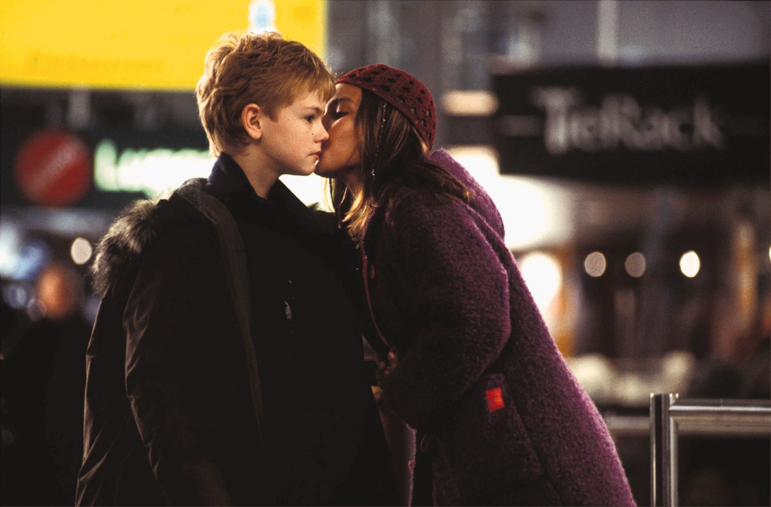 Olivia Olson as Joanna kissing Thomas in &quot;Love Actually&quot;