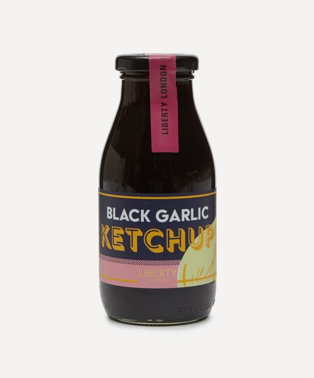 the bottle of ketchup