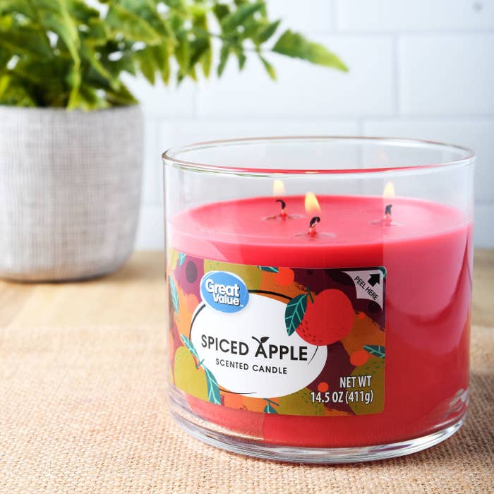a red apple pie scented candle 