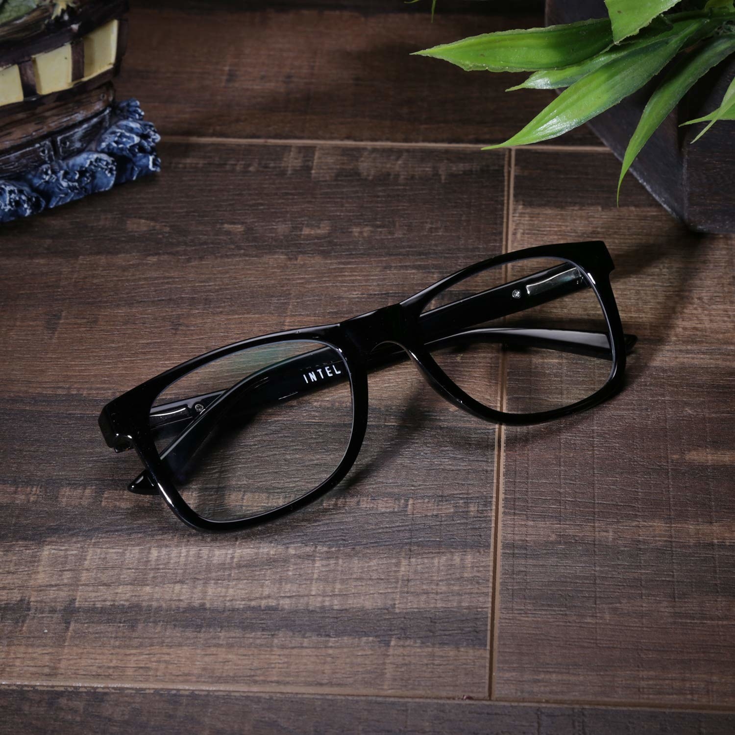 Blue-light blocking glasses