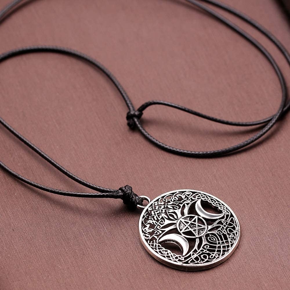the celtic three moon pendant necklace