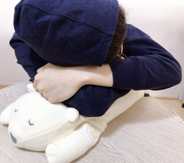 気付いたら寝落ち この シロクマさん ただのぬいぐるみじゃない