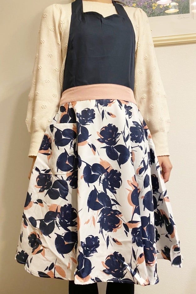 ねぇ可愛いから見て フランフランの 姫エプロン 着てるだけで幸せになれちゃうの