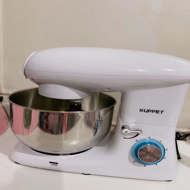 A reviewer's stand mixer and empty bowl