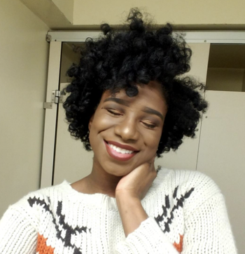 Reviewer photo of curls from curling rods