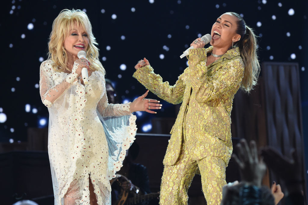 Dolly Parton and Miley Cyrus perform at the 2019 Grammy Awards