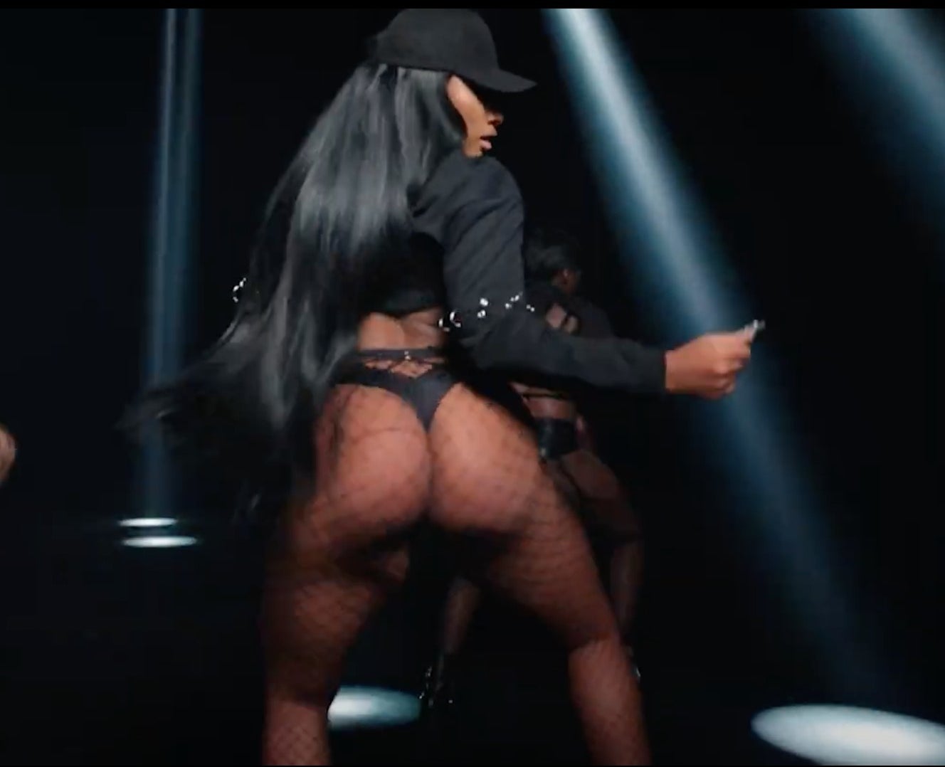 Ebony big twerking booty Spicy Big