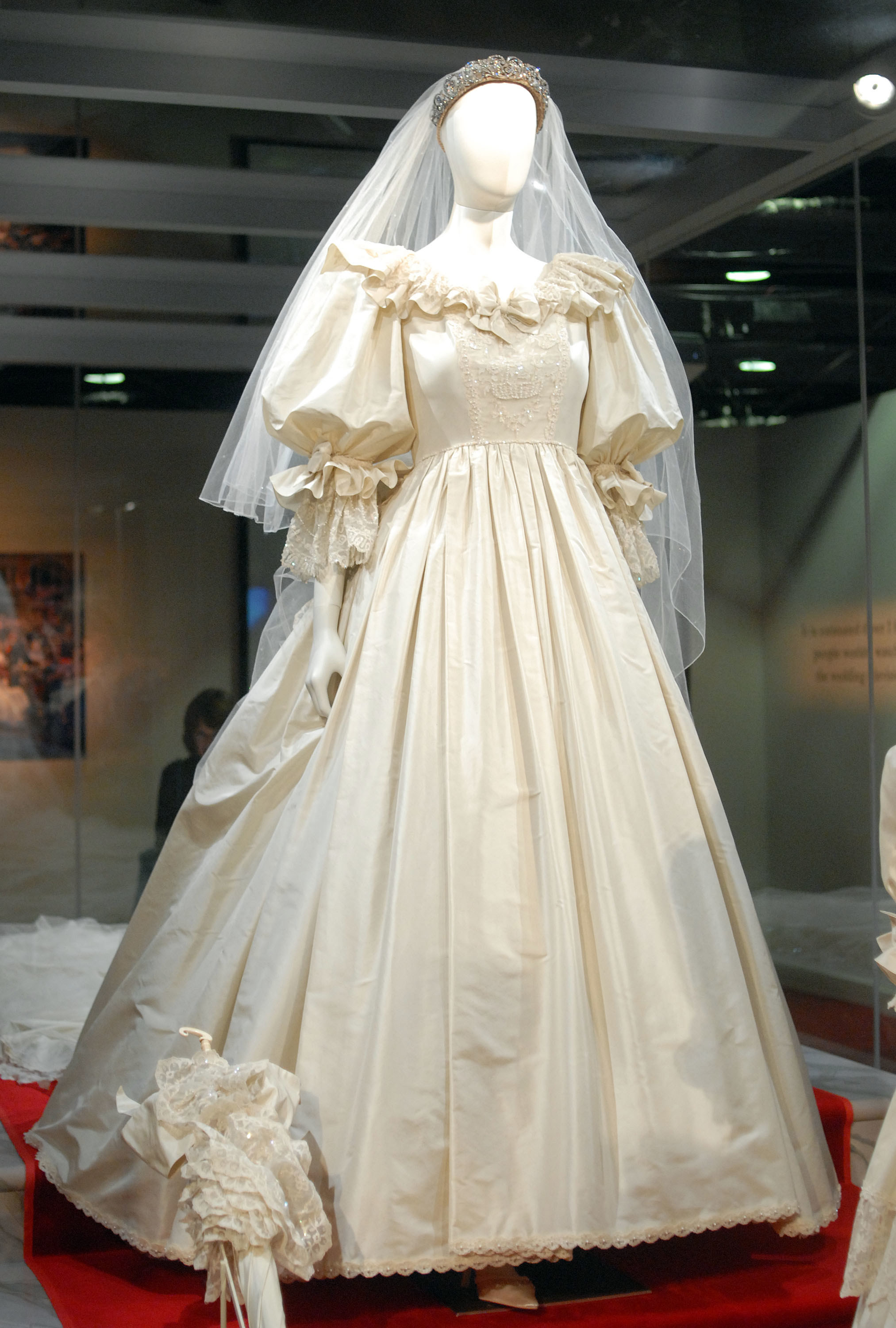 The Princess Diana Wedding Dress "The Crown" Didn't Show