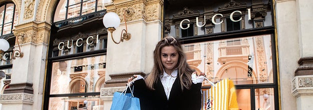 Cher Horowitz shopping at Gucci