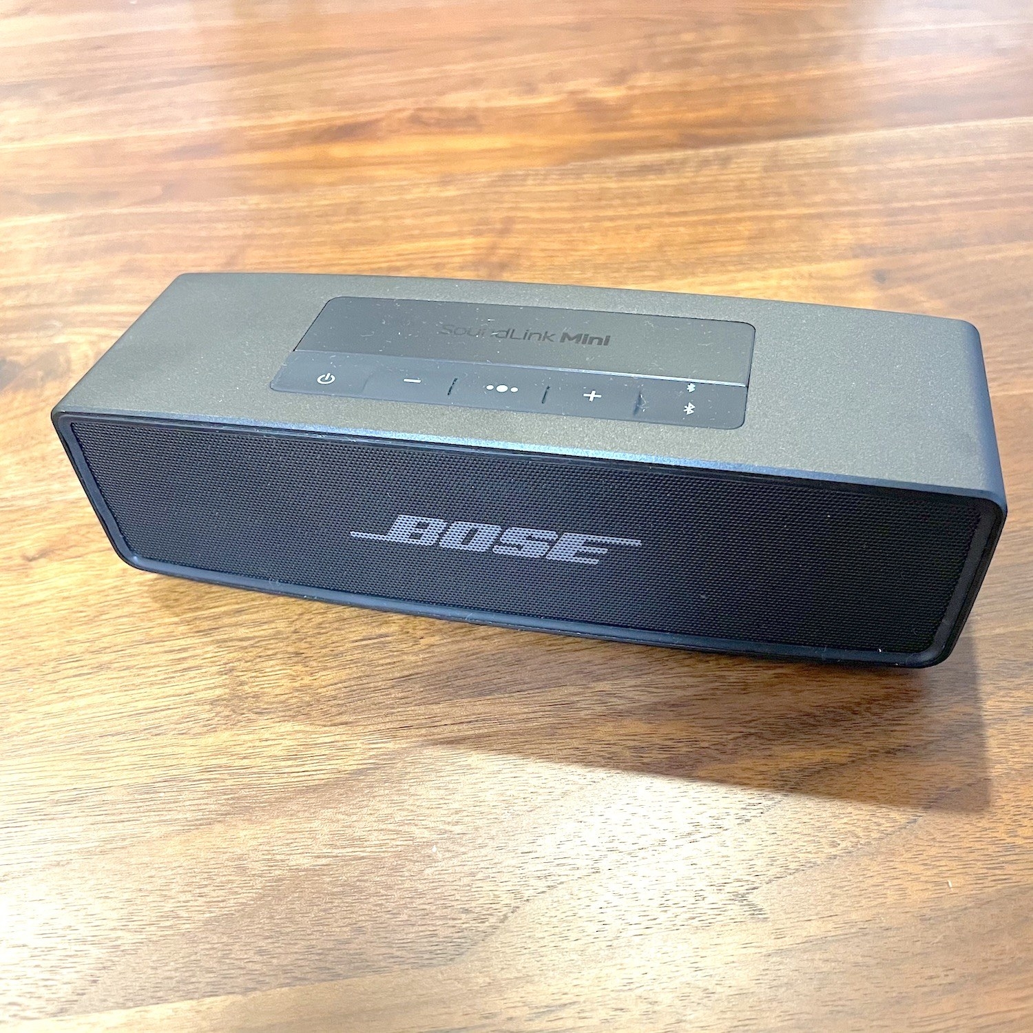 やっぱBOSEのスピーカーは良い！めちゃ小さいのに音質はBOSE