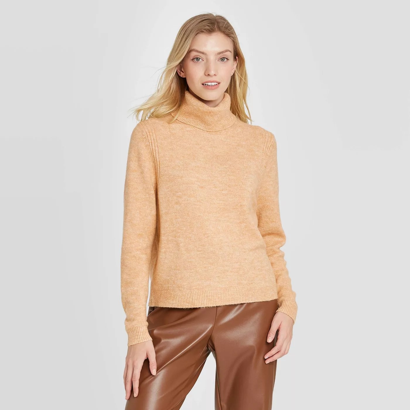 The sweater in beige