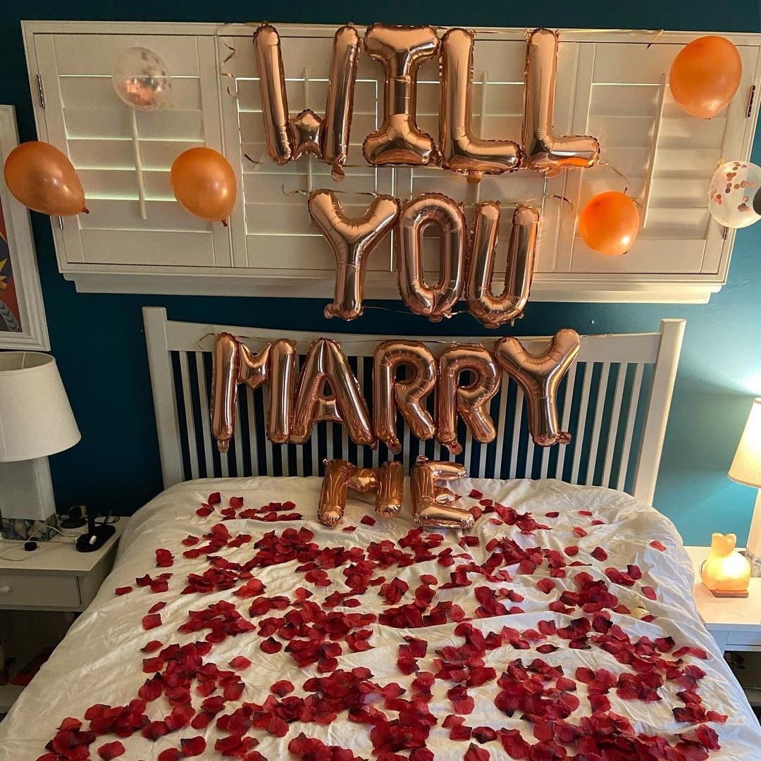 &quot;Will you marry me&quot; spelled out in balloons
