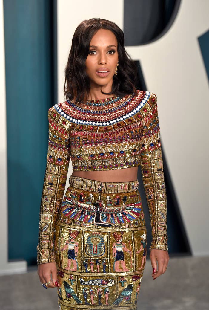  Kerry Washington attends the 2020 Vanity Fair Oscar Party hosted by Radhika Jones at Wallis Annenberg Center for the Performing Arts on February 09, 2020 in Beverly Hills, California