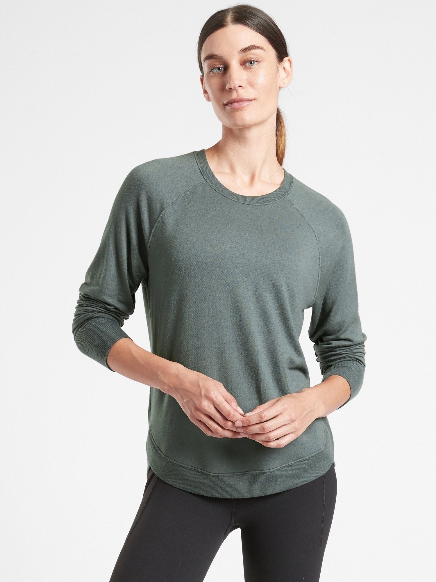 21 Fabulous Finds To Cop During Athleta's 20% Off Cyber Monday Sale