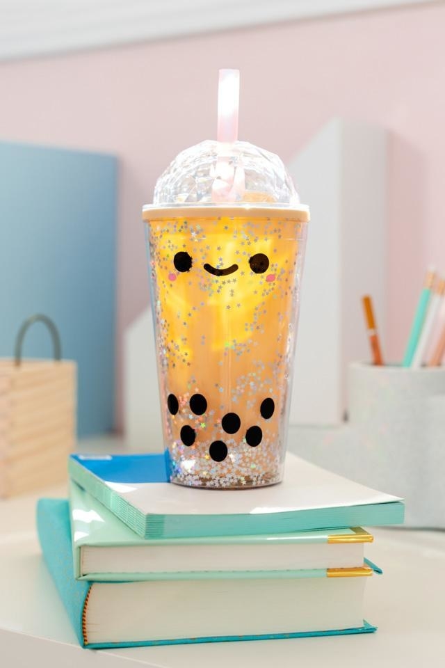 drink tumbler with a face on it