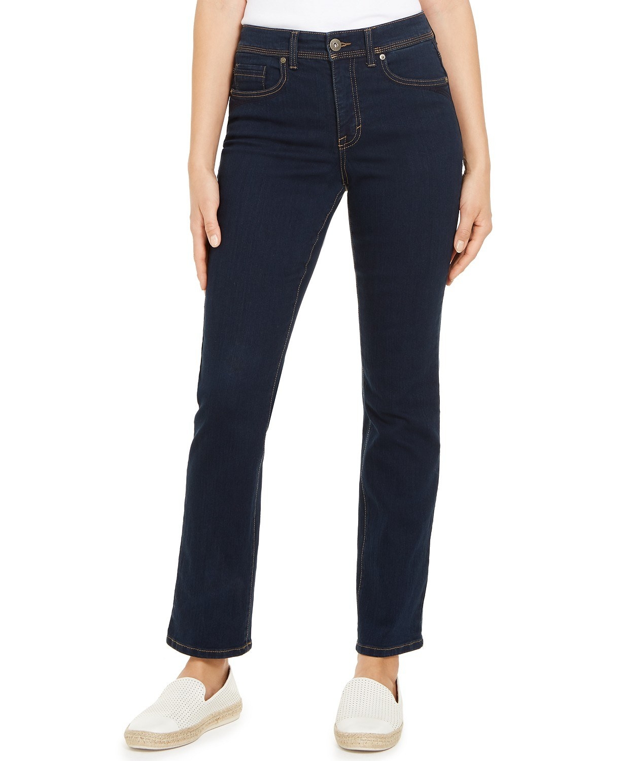 model wearing Style & Co jeans