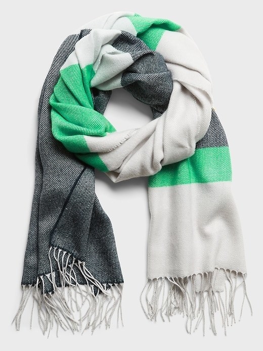 The colorblock scarf in green stripe
