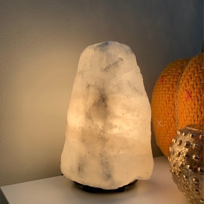 The white salt lamp