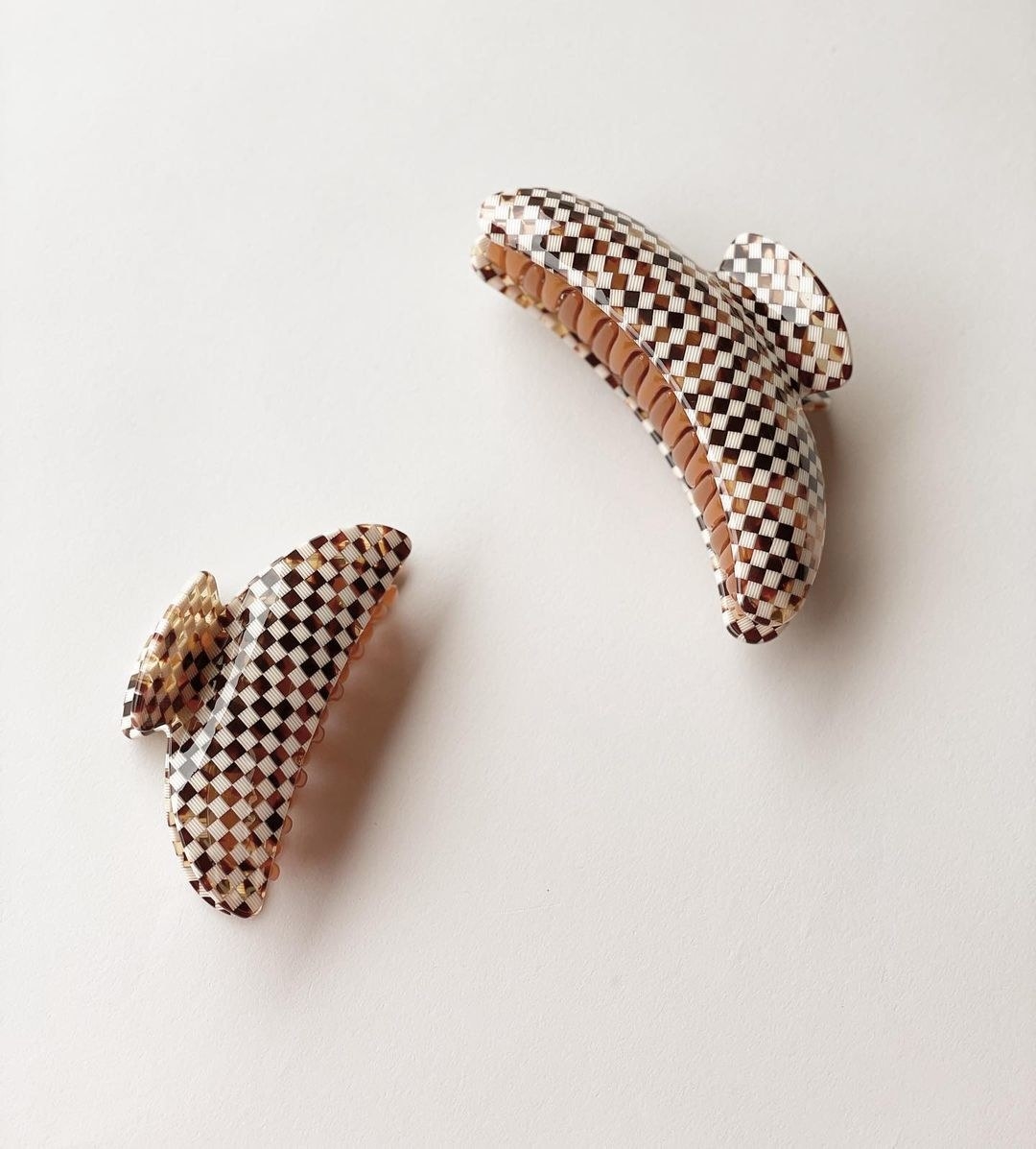 Heirloom claw clips in tortoise checker