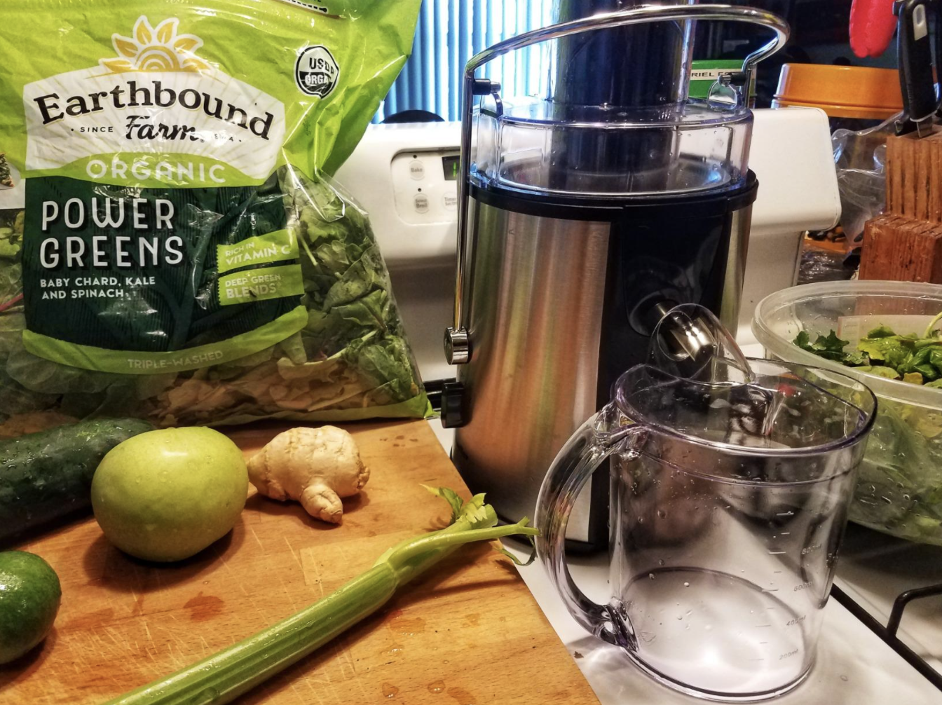 A reviewer&#x27;s juicer, ginger, and other ingredients