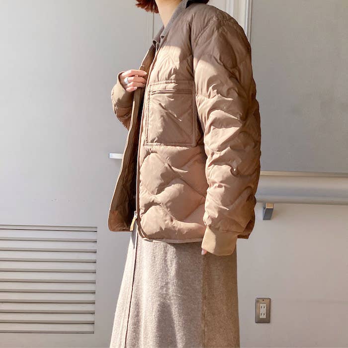 名品じゃん ユニクロuの ダウンジャケット 軽くって暖かいし めっちゃ着回せる