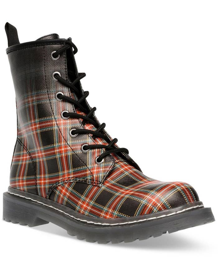 The boots in black plaid