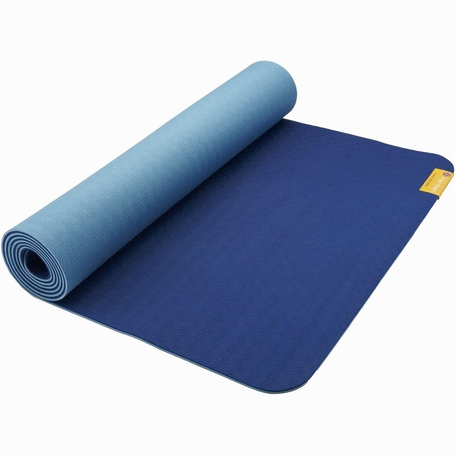 the yoga mat in blue 