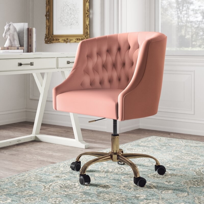 Tufted office chair