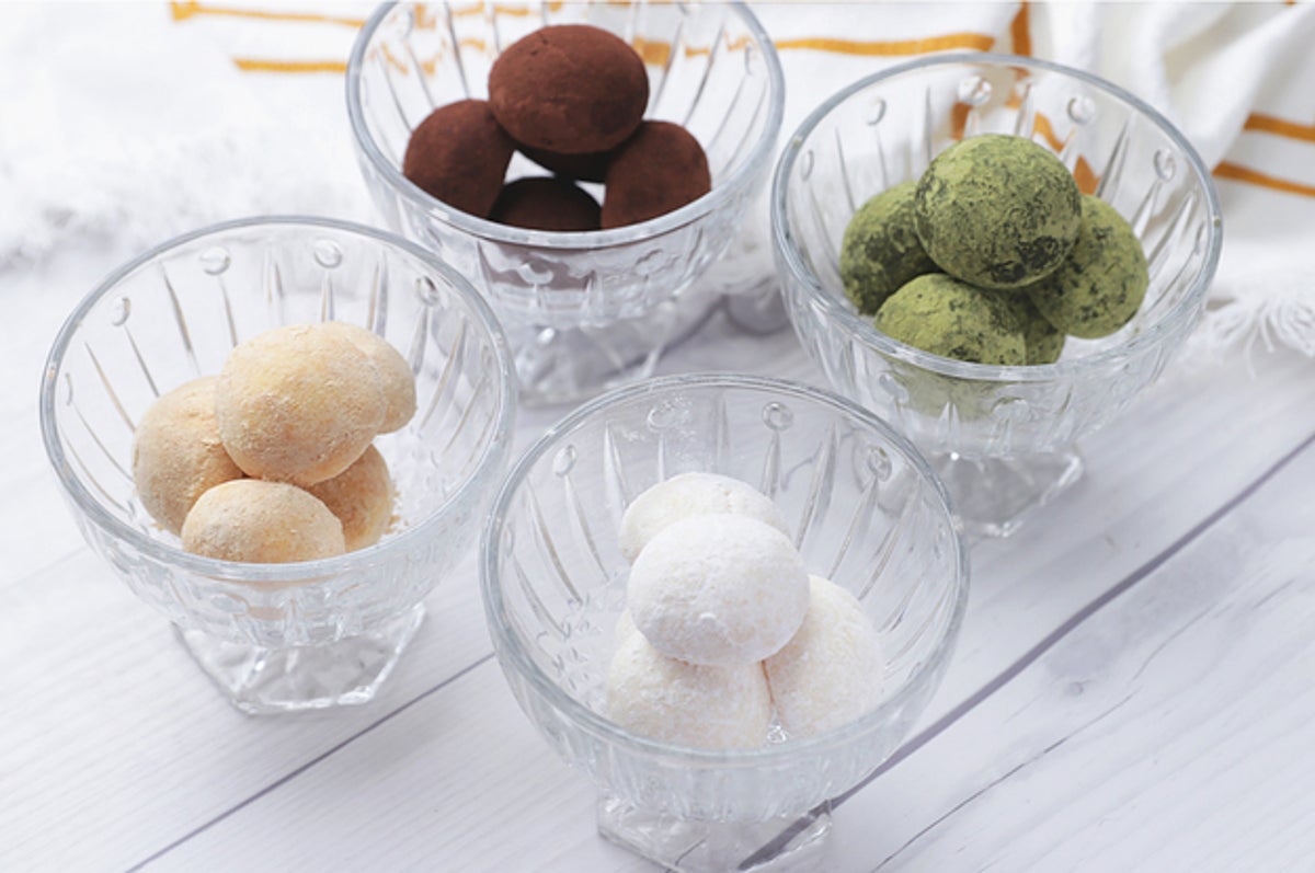 片栗粉で簡単4種のスノーボール