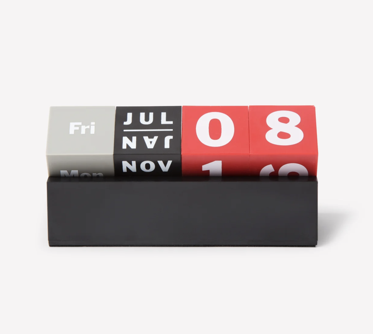 Daily calendar featuring four blocks with the day of the week, month, and day