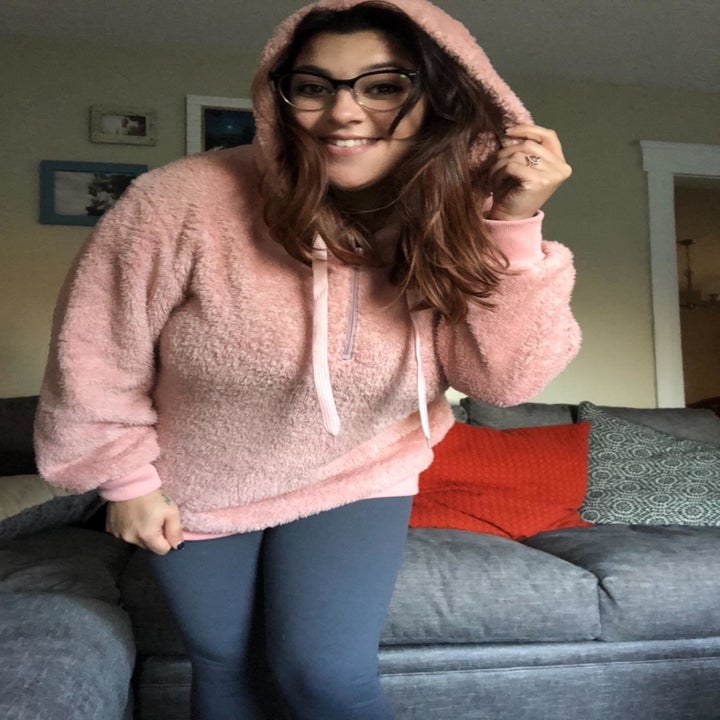 reviewer in the pink one