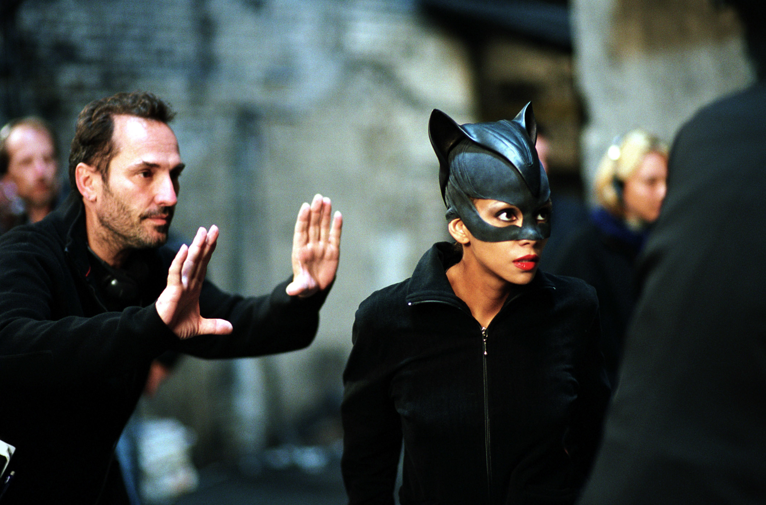 Berry behind-the-scenes of &quot;Catwoman&quot;