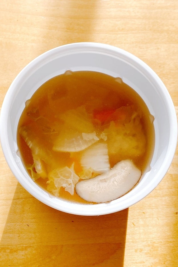 食べたら元気でた カルディで313円の 具だくさんお雑煮 体がポカポカあったまる Buzzfeed Japan Goo ニュース