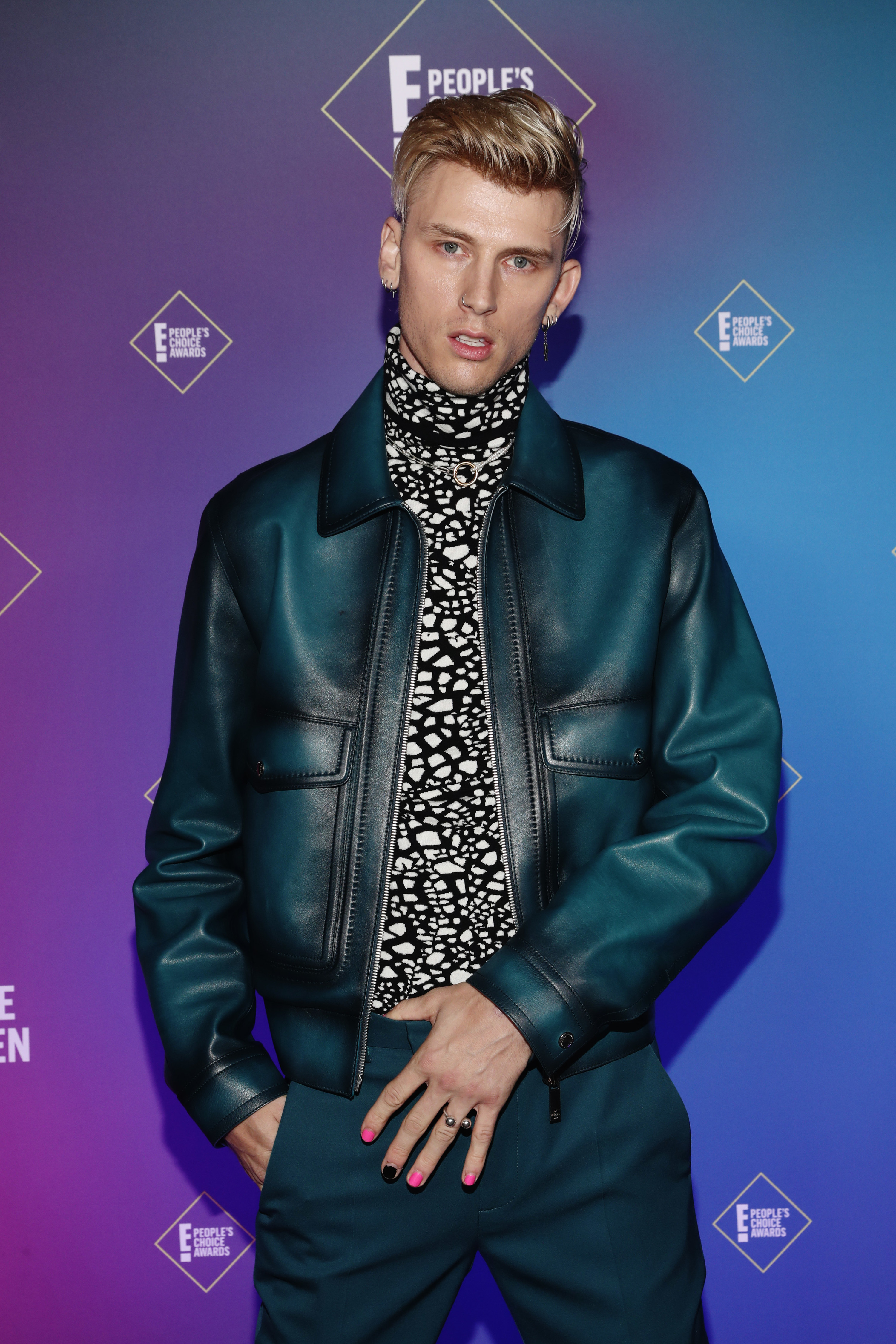 Machine Gun Kelly attends the 2020 E! People&#x27;s Choice Awards held at the Barker Hangar in Santa Monica, California and on broadcast on Sunday, November 15, 2020