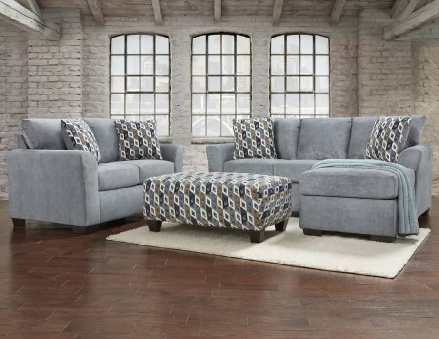 31 Pieces Of Furniture From Wayfair With Good Reviews