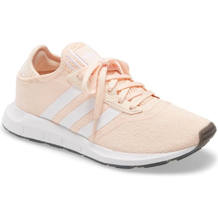 light pink adidas swift run