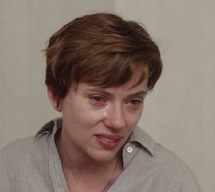 Scarlett Johanson cries in A marriage story